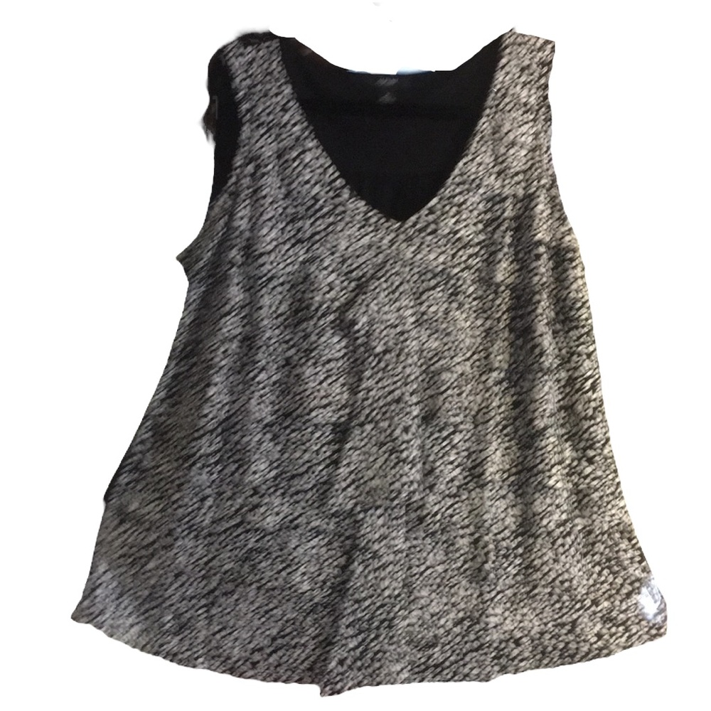 Alfani woman sleeveless black and white blouse 1X